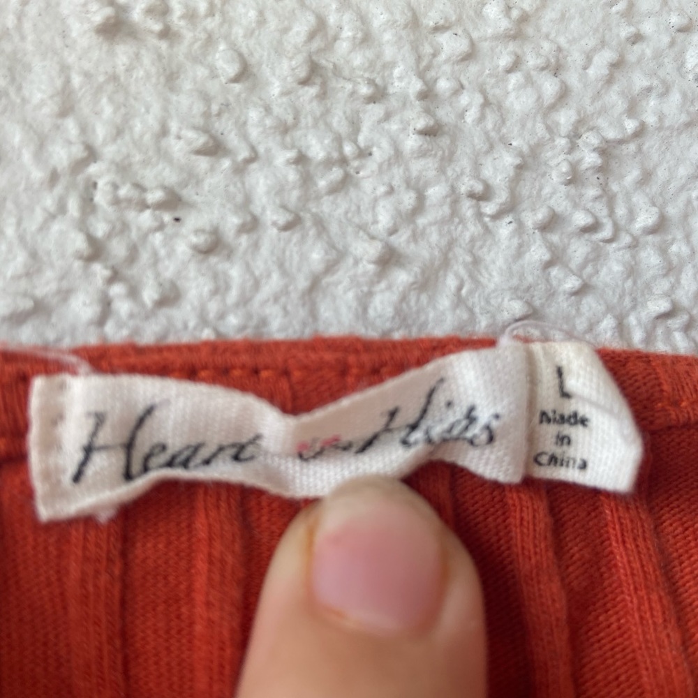 Heart & Hips Crop-Top - Picture 4 of 4